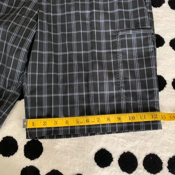 Adidas Plaid Striped Flat Front Cargo Casual Shorts - Picture 9 of 10